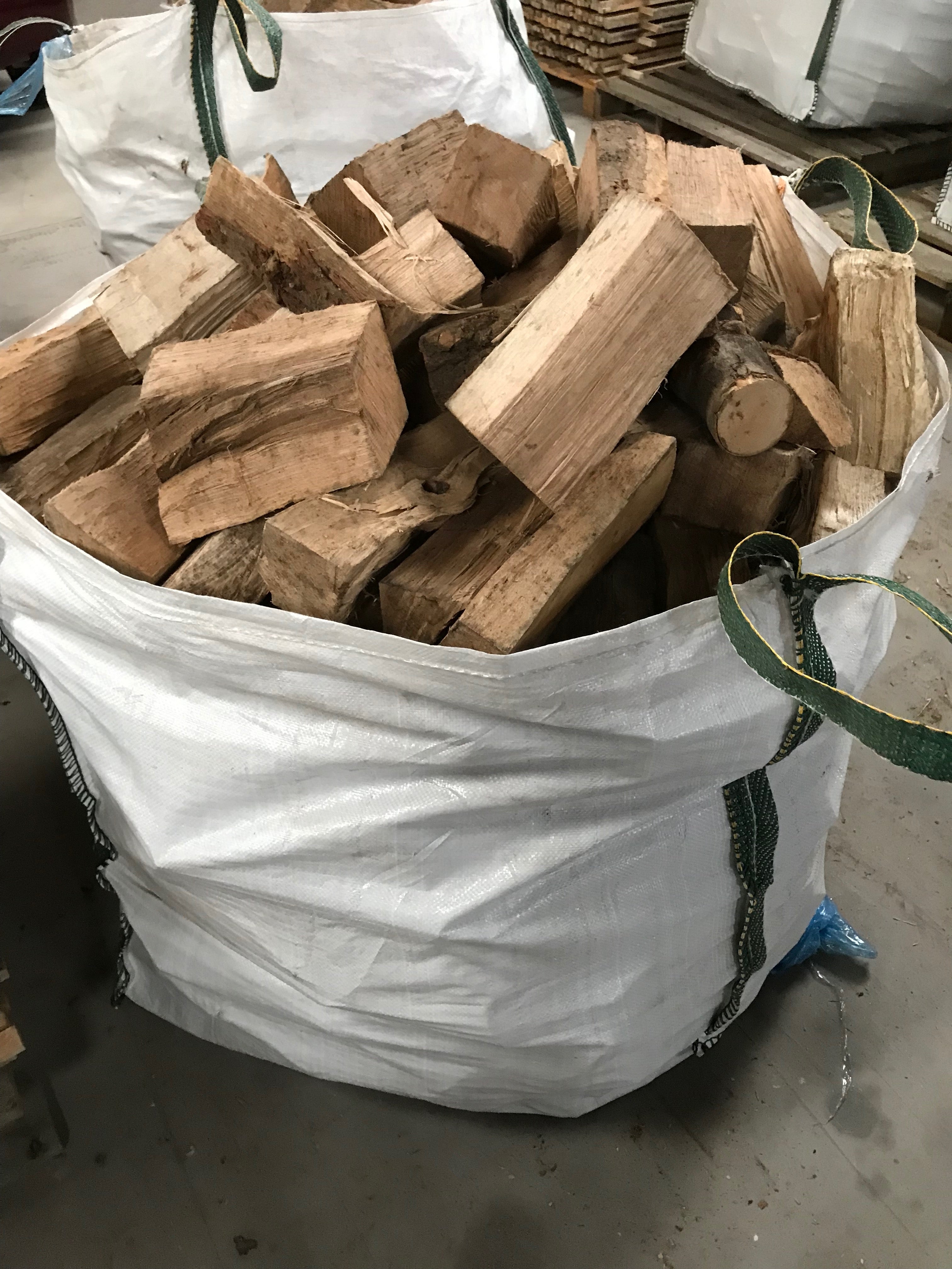 Dumpy Bag Dried Logs