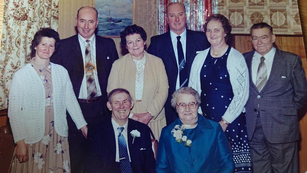 L - R: Mam, Dad, Auntie Maggie, Uncle John, Auntie Joey, Uncle Andy.  Grandfaider & Nan